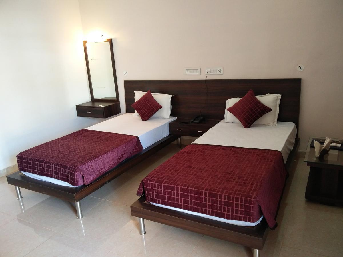 Gulmohar Sariska Resort Bairāt Dış mekan fotoğraf