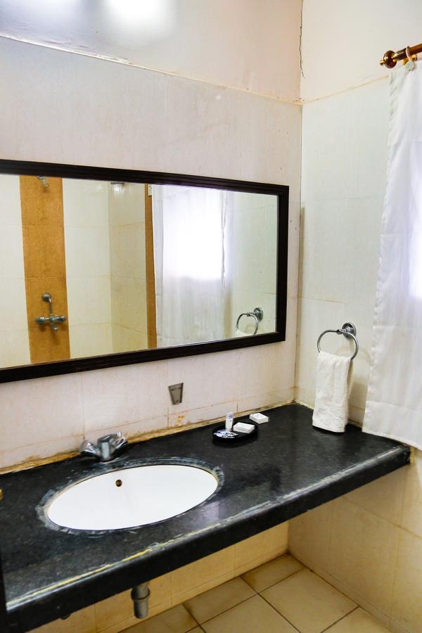 Gulmohar Sariska Resort Bairāt Dış mekan fotoğraf