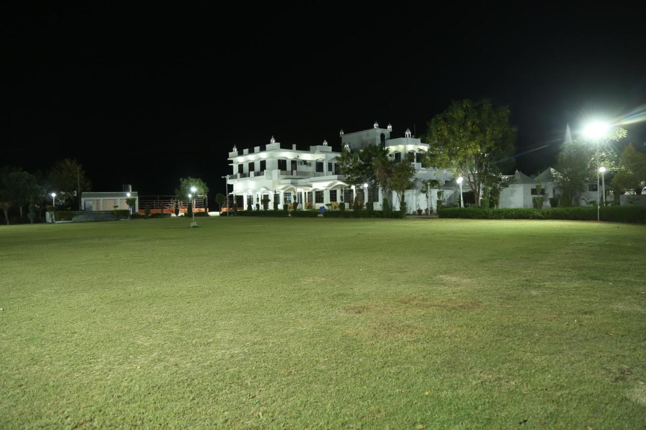 Gulmohar Sariska Resort Bairāt Dış mekan fotoğraf