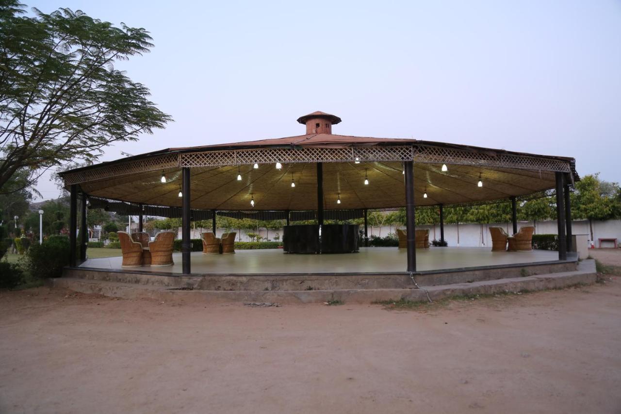 Gulmohar Sariska Resort Bairāt Dış mekan fotoğraf